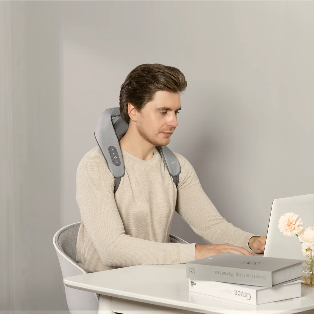 Máy Massage Cổ Vai Gáy Breo N5 Mini Pro 33 n5 mini 3 fa2048beb9a9464b81380bbb8cbb9fe5 master 1