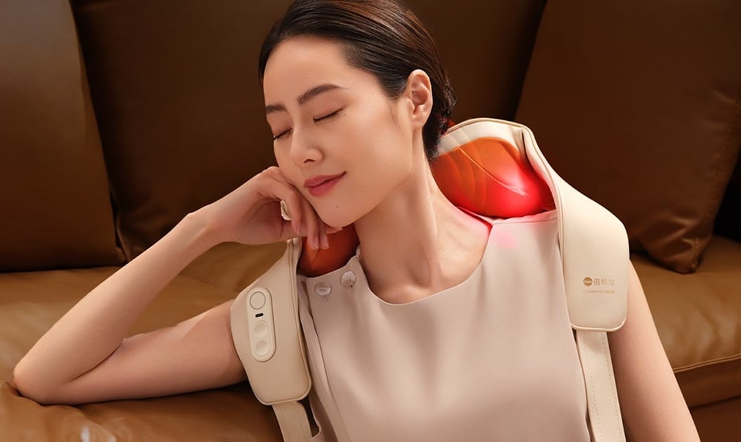 Liệu pháp bấm huyệt hiệu quả: Sử dụng máy massage cổ vai gáy